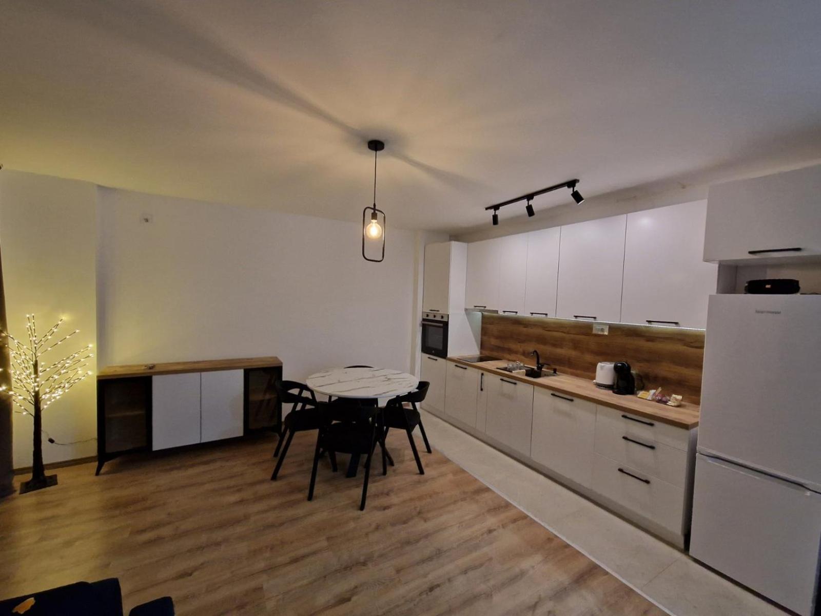 Kid Luxury Apartment Skopje Eksteriør bilde